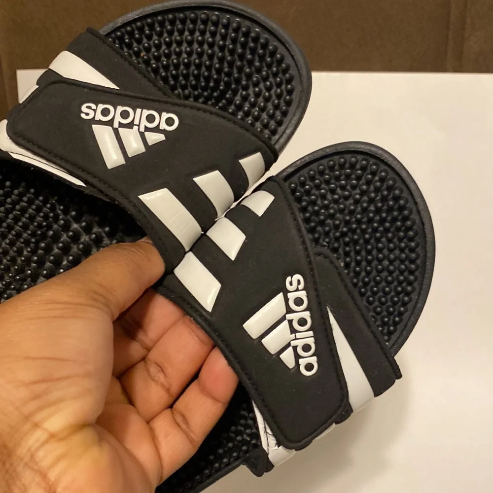 adidas kids slides shoes size 5 black & white color